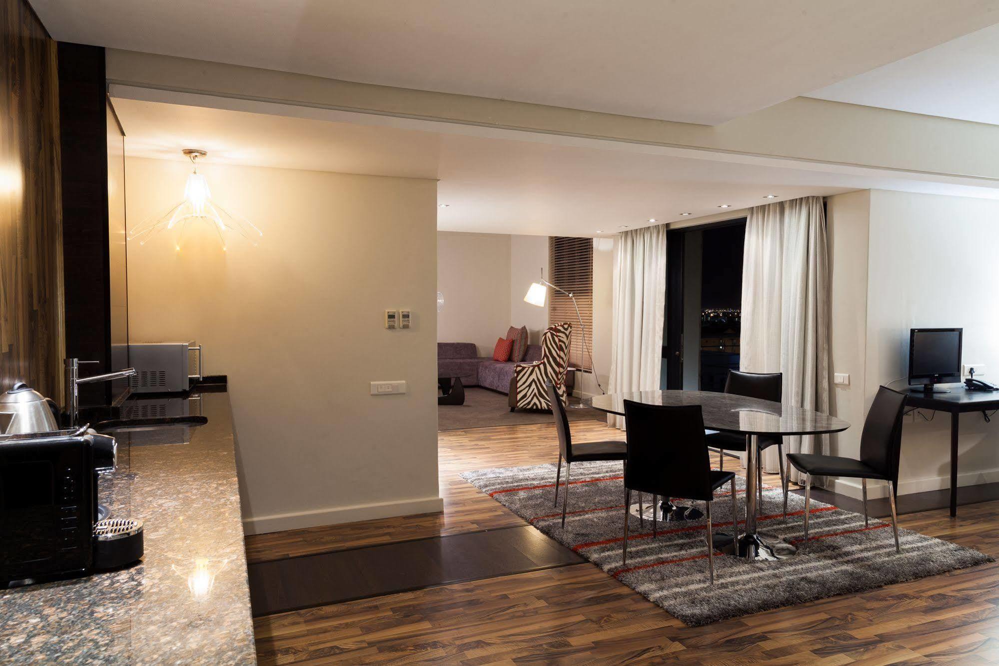 Colosseum Luxury Hotel Cidade Do Cabo Exterior foto