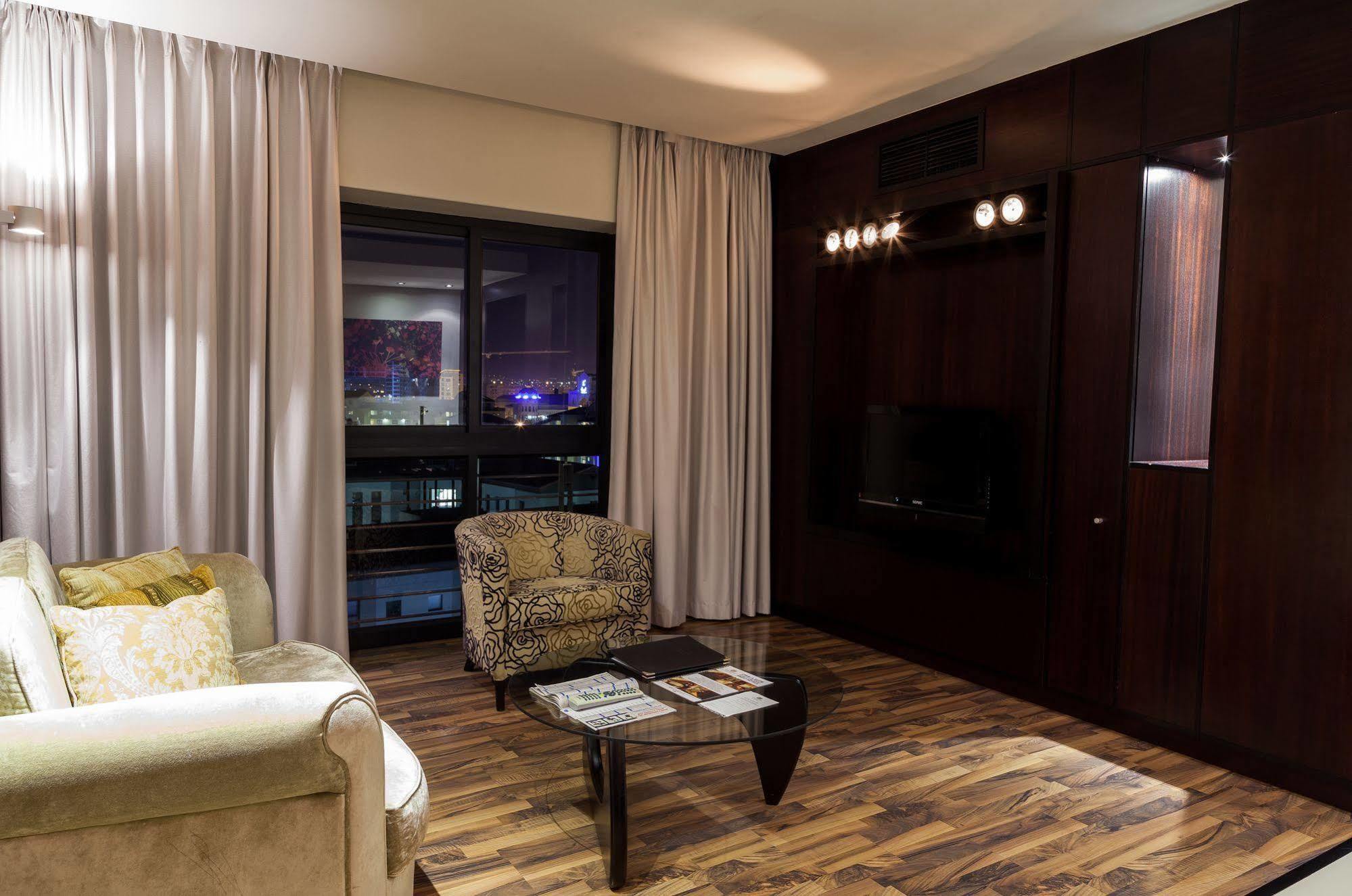 Colosseum Luxury Hotel Cidade Do Cabo Exterior foto
