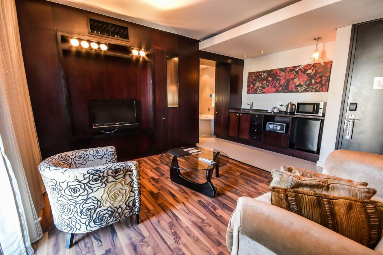 Colosseum Luxury Hotel Cidade Do Cabo Exterior foto