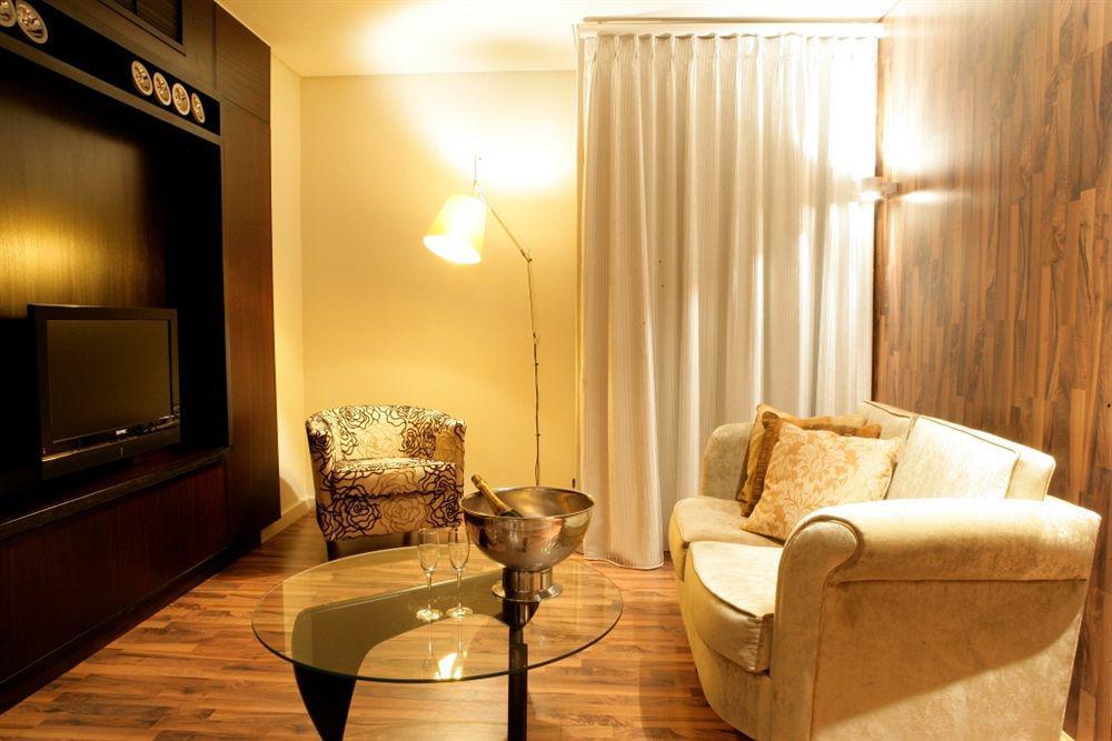 Colosseum Luxury Hotel Cidade Do Cabo Exterior foto